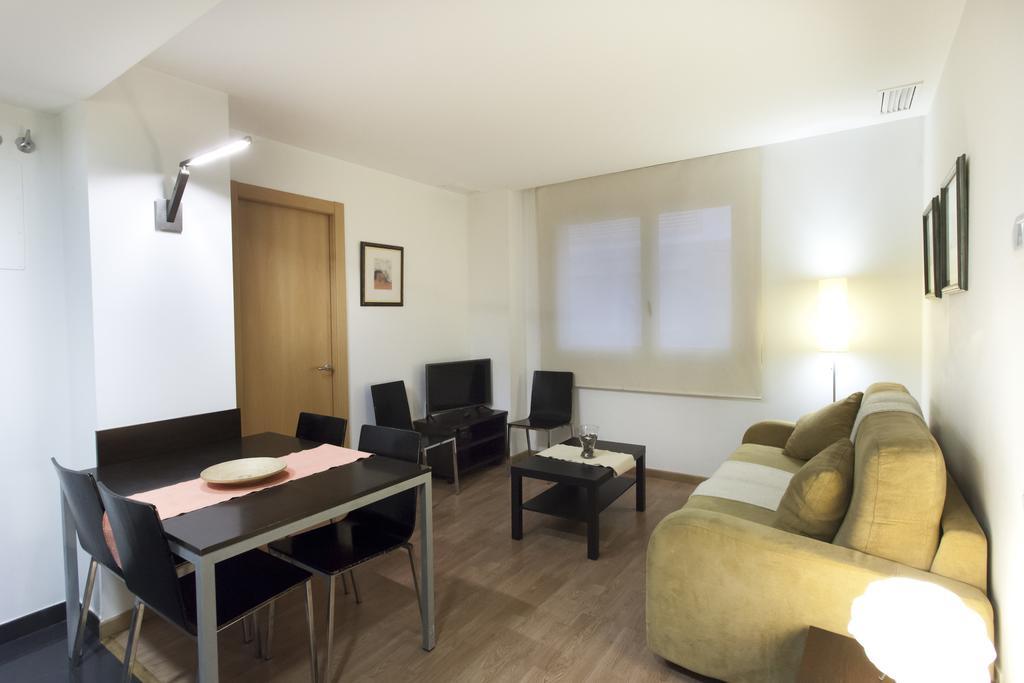 Apartaments Travessera-Parc Gueell Барселона Экстерьер фото