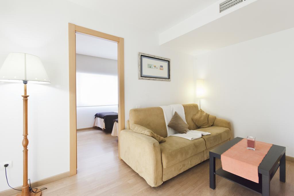 Apartaments Travessera-Parc Gueell Барселона Экстерьер фото
